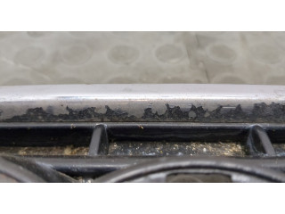 Решетка радиатора  Audi A4 (B6) 2000-2006          8E0853651B