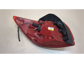 Задний фонарь          