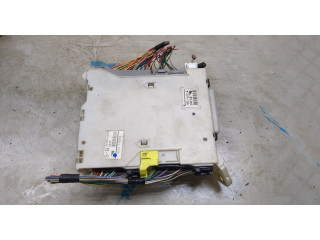 Блок предохранителей Lexus IS 2005-2013