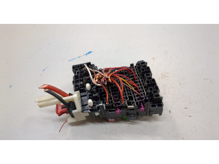 Блок предохранителей Skoda Octavia (A7) 2013-2023 5Q0937615C