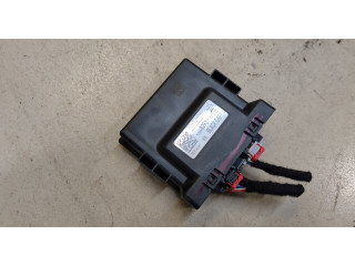 Блок комфорта  Chevrolet Camaro 2018-      13598293  