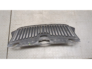 Решетка радиатора Skoda Rapid