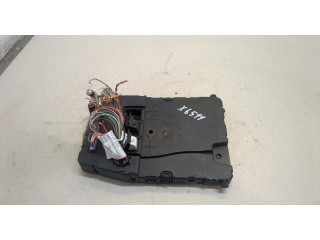 Блок комфорта  Renault Scenic 2003-2009      8200606825  
