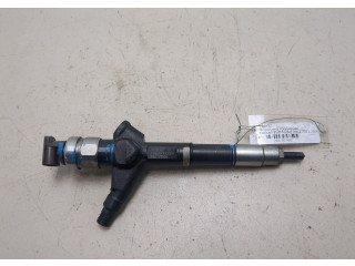 Форсунка топливная  Nissan Pathfinder 2004-2014    16600EC00A     
