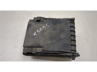 Блок предохранителей  Volkswagen Passat 6 2005-2010         