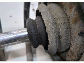 Стойка амортизатора  Nissan X-Trail (T30) 2001-2007      