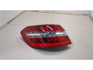 Задний фонарь