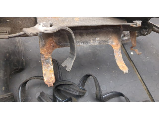 Замок капота  Citroen Berlingo 1997-2002     