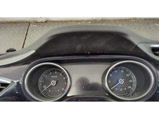 Дисплей бортового компьютера  Buick Encore GX 2019-2024        