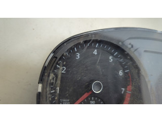 Панель приборов Volkswagen Jetta 6 2010-2018 5C6920976D