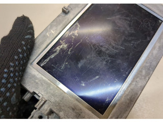 Дисплей бортового компьютера  Mercedes E W212 2009-2013        