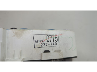 Панель приборов Mitsubishi Colt 1996-2004