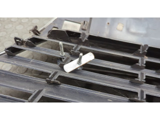 Решетка радиатора Volkswagen Passat 6 2005-2010 3C0853651AD