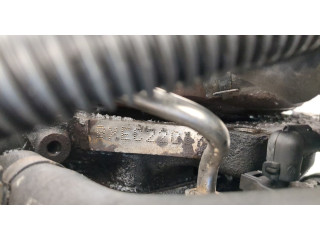 Форсунка топливная  Skoda Octavia (A5) 2004-2013    038130073AG     