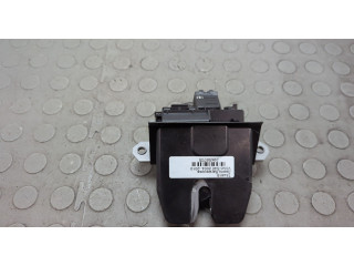 Замок багажника  Volvo S40 2004-       