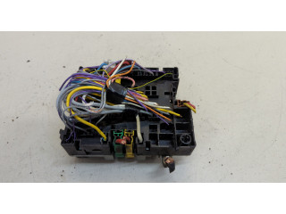 Блок предохранителей  Peugeot 406 1999-2004         