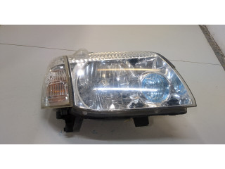 Фара передняя Nissan X-Trail (T30) 2001-2006 правая