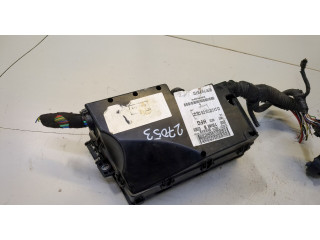 Блок предохранителей  Ford Focus 2 2005-2008           1.6