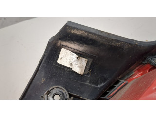 Задний фонарь          