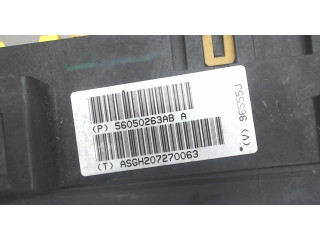 Блок предохранителей  Jeep Grand Cherokee 1999-2003      56050263AB     2.7