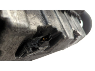 Форсунка топливная  Volkswagen Golf Plus    038130073AG     