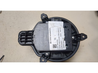 Моторчик печки  Ford Escape 2020-        