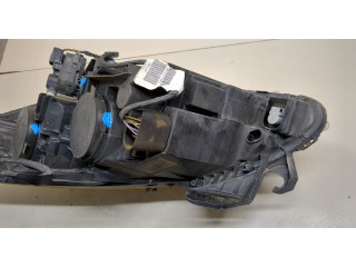 Фара передняя  Peugeot 3008 2009-2016 правая 