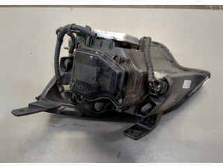 Фара передняя  Opel Antara правая 