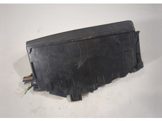 Блок предохранителей  Lexus IS 2005-2013          2.2