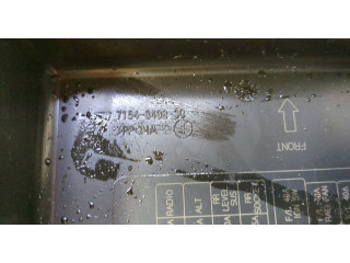 Блок предохранителей Infiniti QX56 2004-2010 7154849830