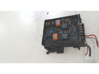 Блок предохранителей Volkswagen Caddy 2004-2010