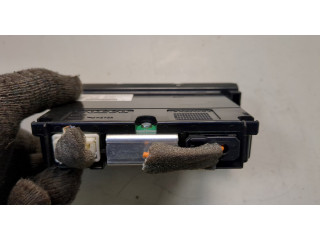 Дисплей бортового компьютера  Volvo S40 2004-        