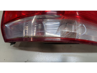 Задний фонарь