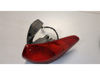 Задний фонарь          