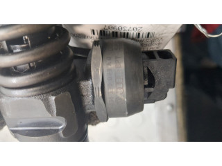 Форсунка топливная Volkswagen Golf 4 1997-2006 038130073AJ, 038130079CX