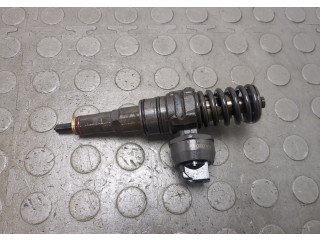 Форсунка топливная Skoda Octavia (A5) 2004-2013 038130073AG