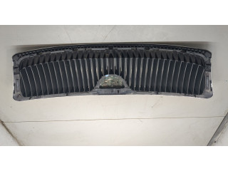 Решетка радиатора  Skoda Octavia (A5) 2004-2013          1Z0853668, 1Z0853661, 3U0853621B