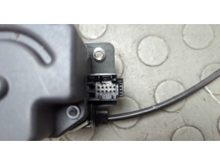 Замок багажника  Mercedes R W251 2005-2017       