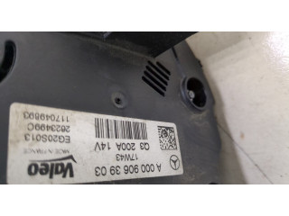 Генератор  Mercedes E W213       A0009063903    
