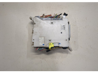 Блок предохранителей  Lexus IS 2005-2013          2.2