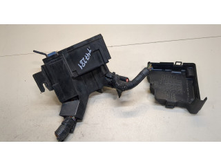 Блок предохранителей  Ford B-Max         