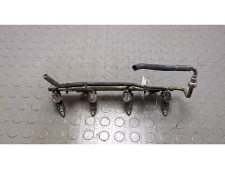 Форсунка топливная  Nissan X-Trail (T30) 2001-2007    16600AE061, 16600AE062, 175208H301     