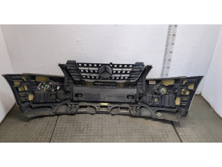 Решетка радиатора  Mercedes ML W164 2005-2011          A1648800685