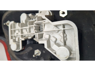 Задний фонарь          