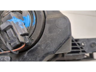 Фара передняя Mazda 3 (BK) 2003-2009 левая