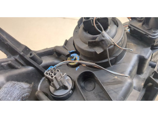 Фара передняя Mazda 3 (BK) 2003-2009 левая