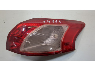 Задний фонарь 8330A278