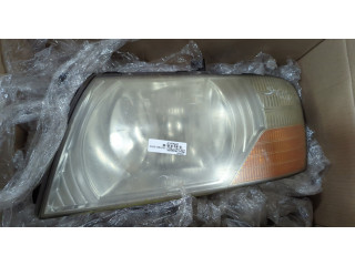 Фара передняя  Mitsubishi Pajero / Montero 2000-2006 левая 