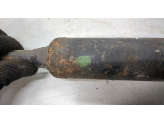 Стойка амортизатора  Volkswagen Passat 5 1996-2000      1.8  бензин