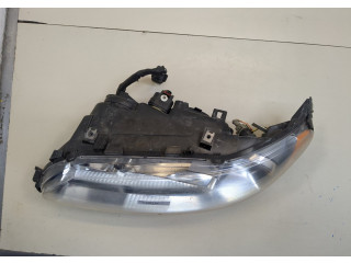 Фара передняя  Volvo V70 2001-2008 левая 